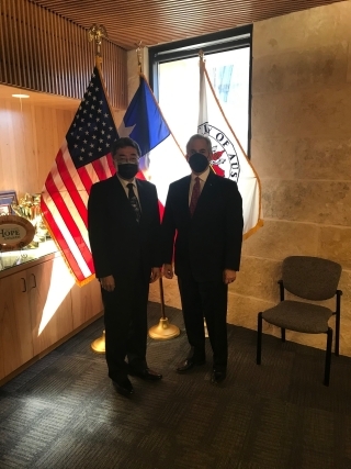 Consul General Murabayashi and Austin Mayor Adler